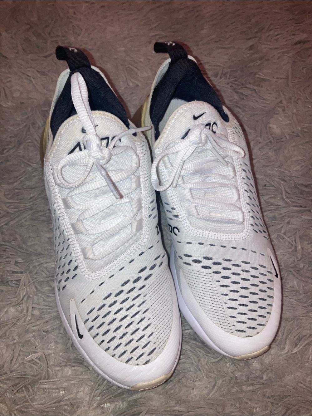Nike Women’s White and Black Breathable Athletic Sneakers